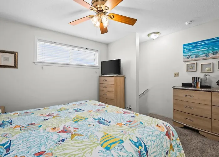 Affordable Two-story Sugar Apartment